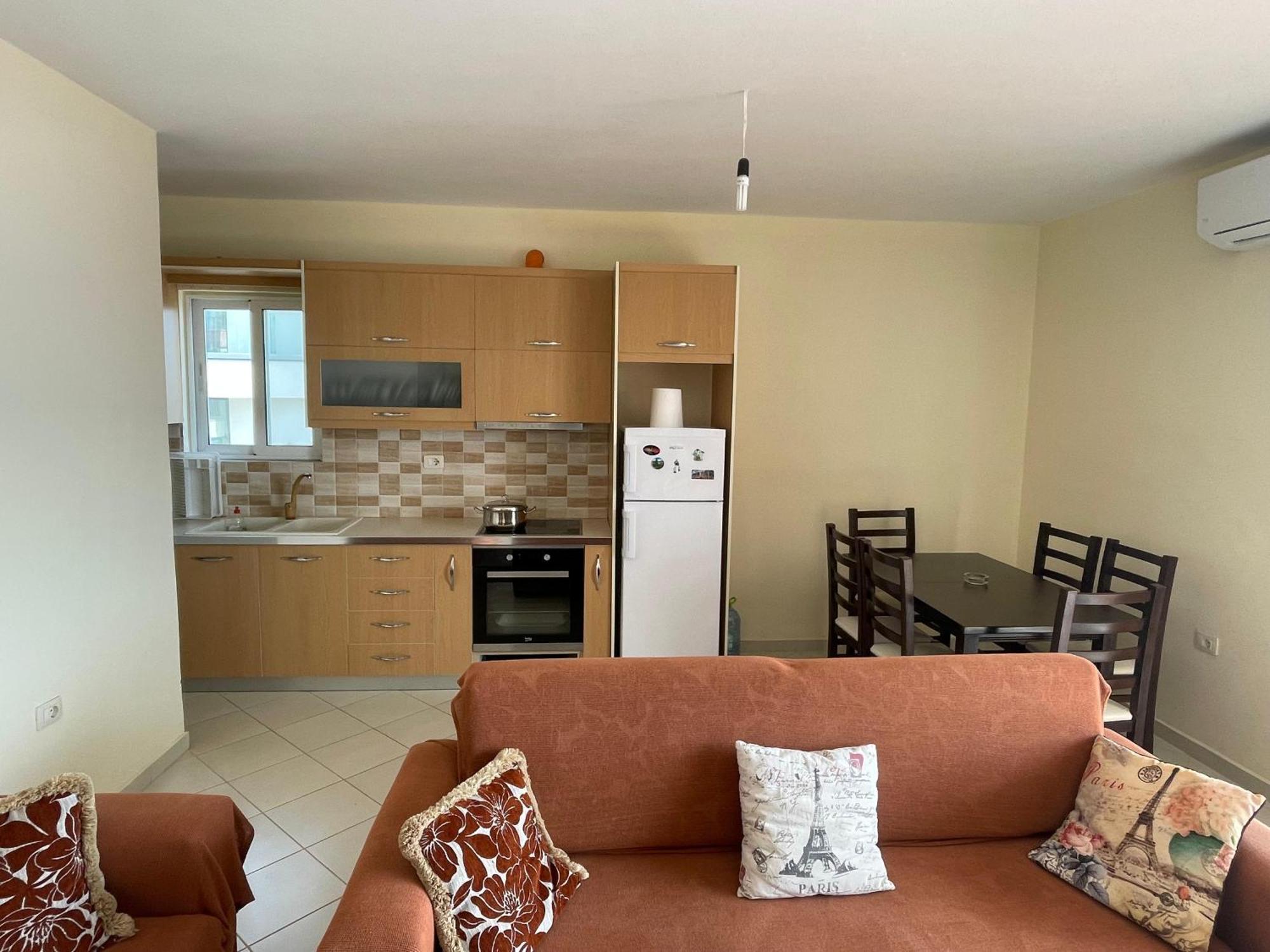 Lovely 3-Bedroom Apartment Rei Sarandë Buitenkant foto